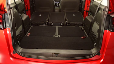 Vauxhall Zafira Tourer - studio full boot