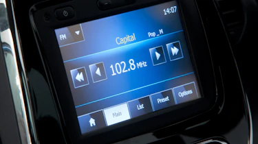 Used Renault Captur - radio