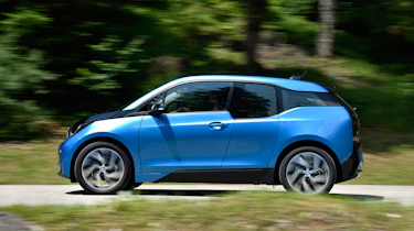 BMW i3 94Ah - side tracking