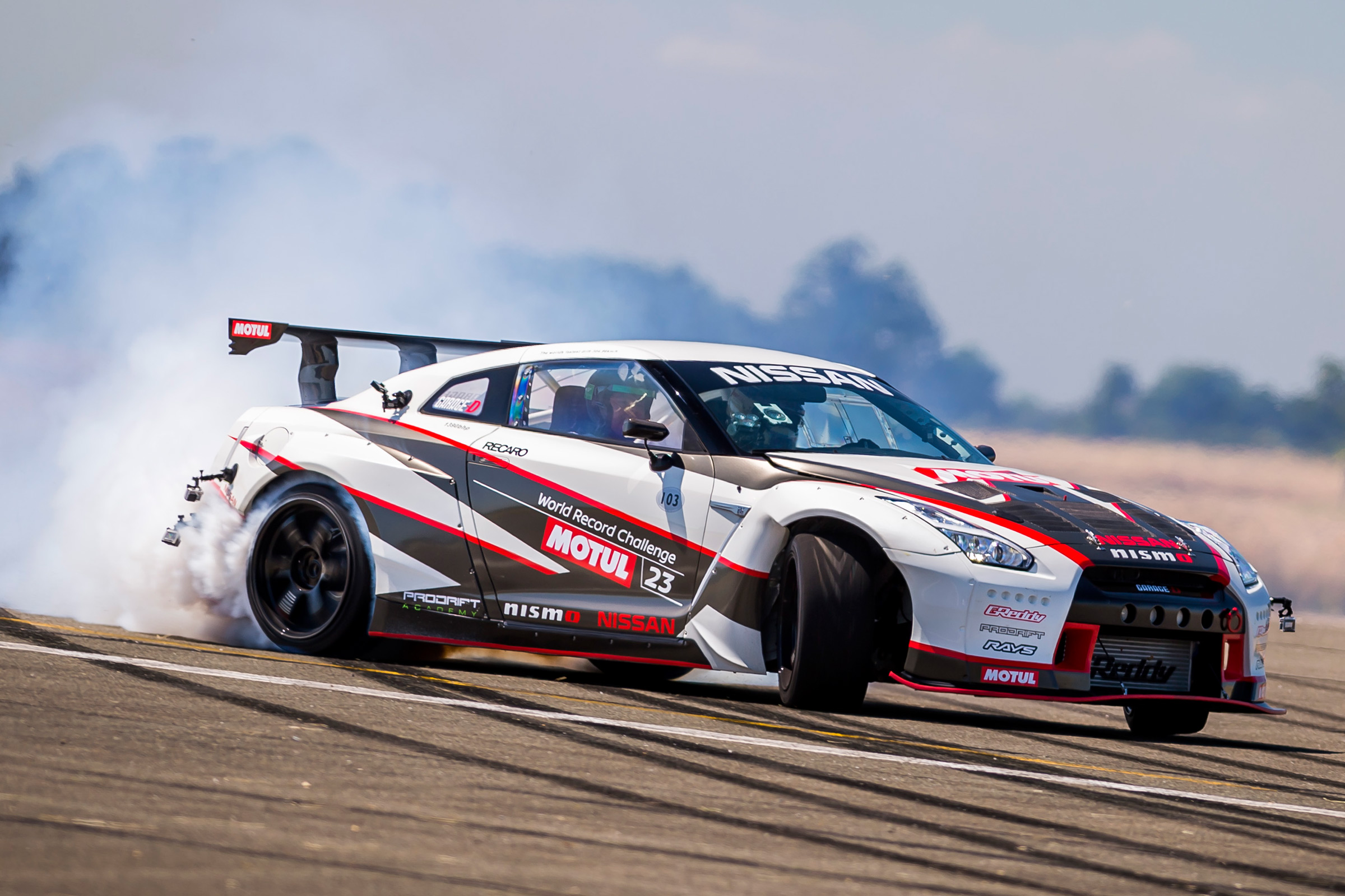 Nissan GT-R 1,390bhp drift car - drift 1