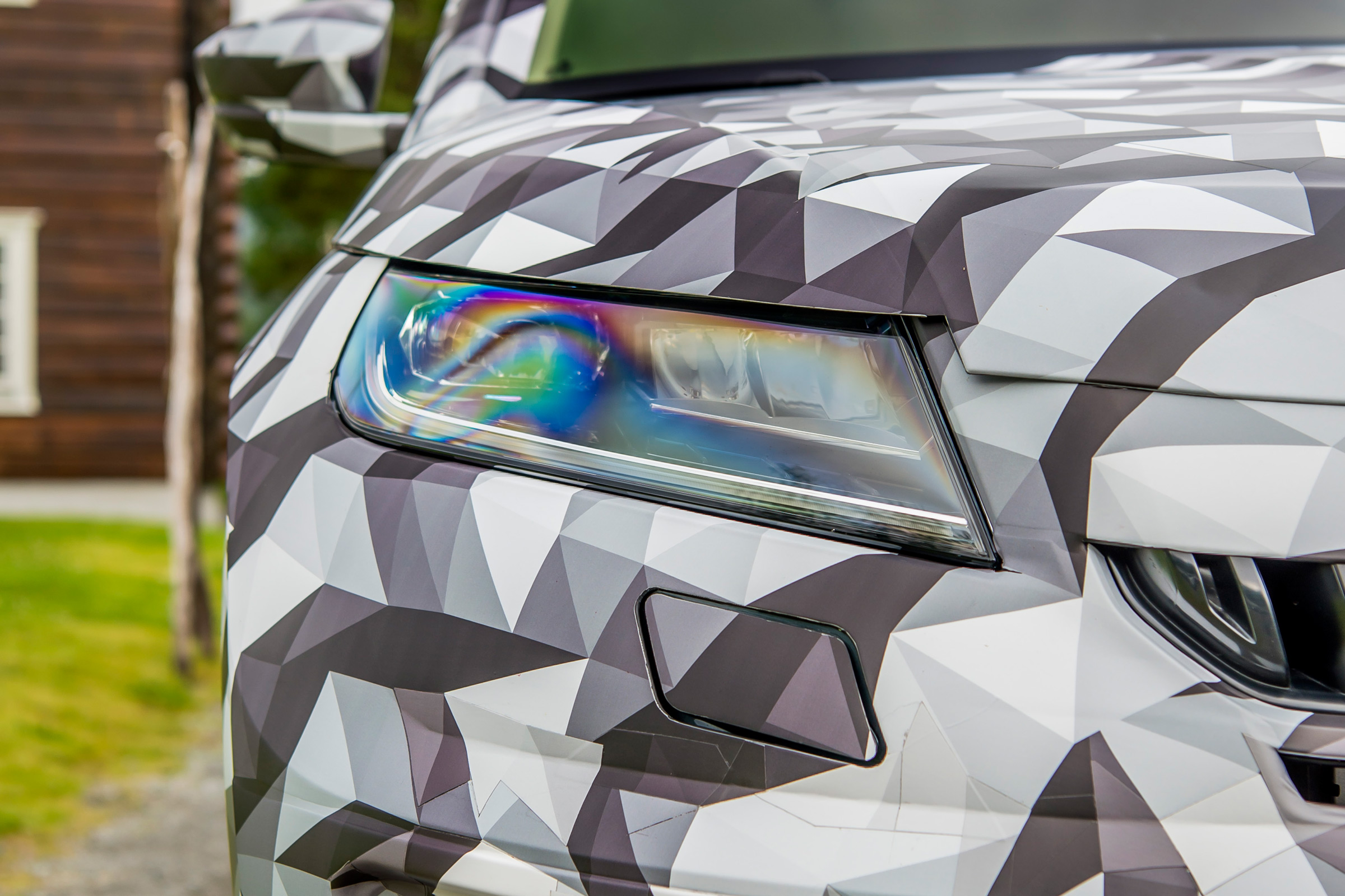 Skoda Kodiaq disguised - headlight