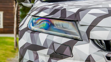Skoda Kodiaq disguised - headlight