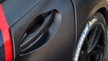 Peugeot 308 Racing Cup - door handle