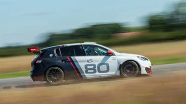 Peugeot 308 Racing Cup - side