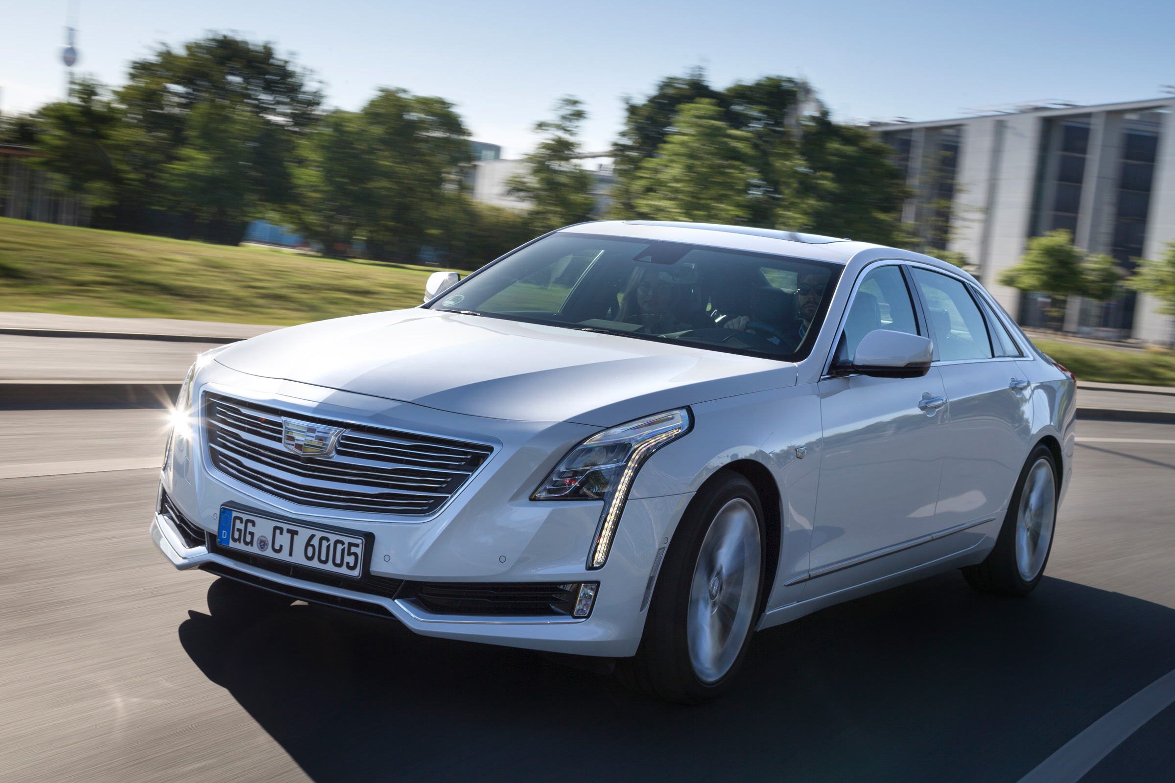 Cadillac CT6 - front cornering