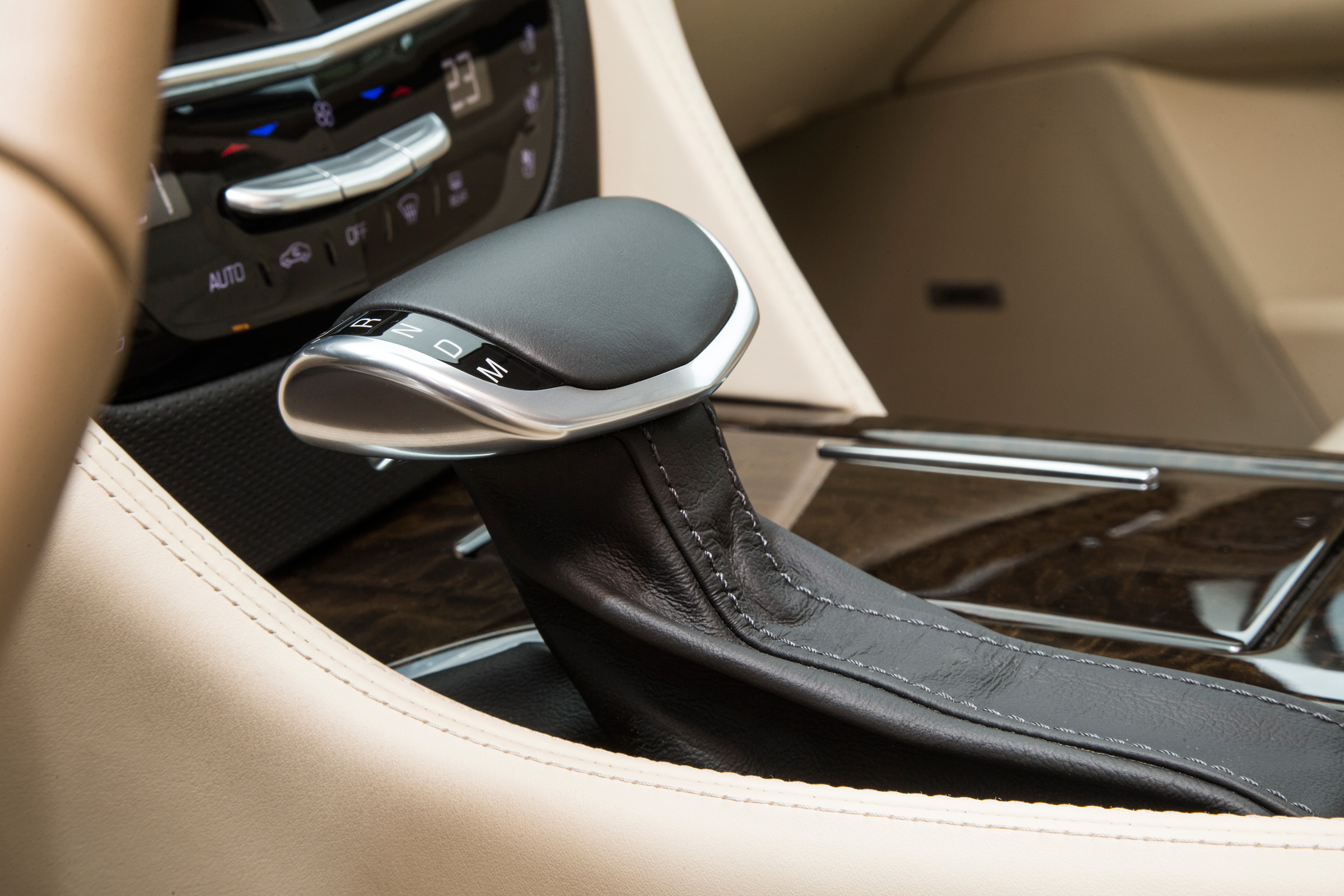 Cadillac CT6 - gearlever