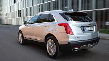 Cadillac XT5 SUV 2016 - rear tracking