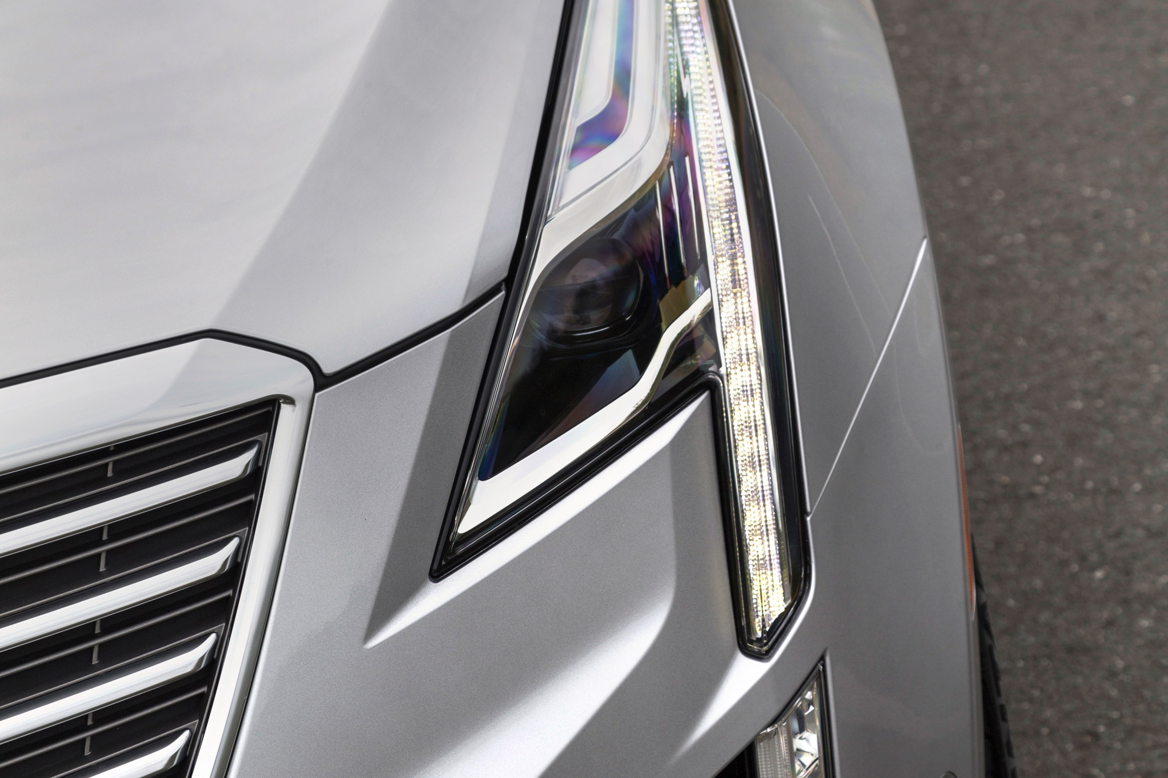 Cadillac XT5 SUV 2016 - headlight