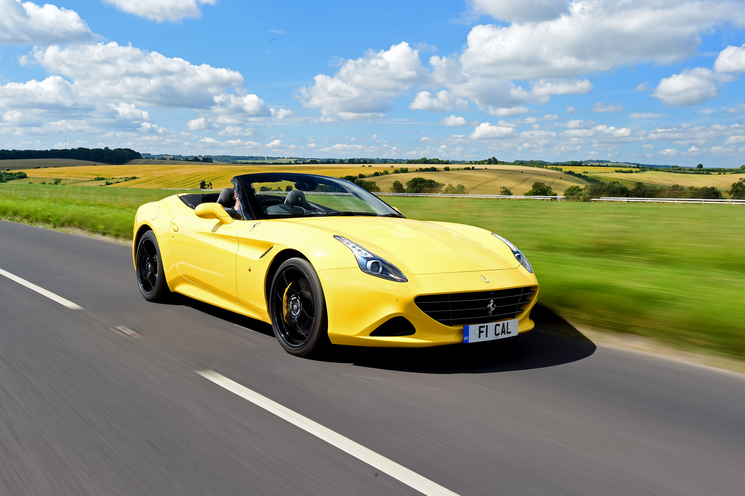 Ferrari California T Handling Speciale - front action