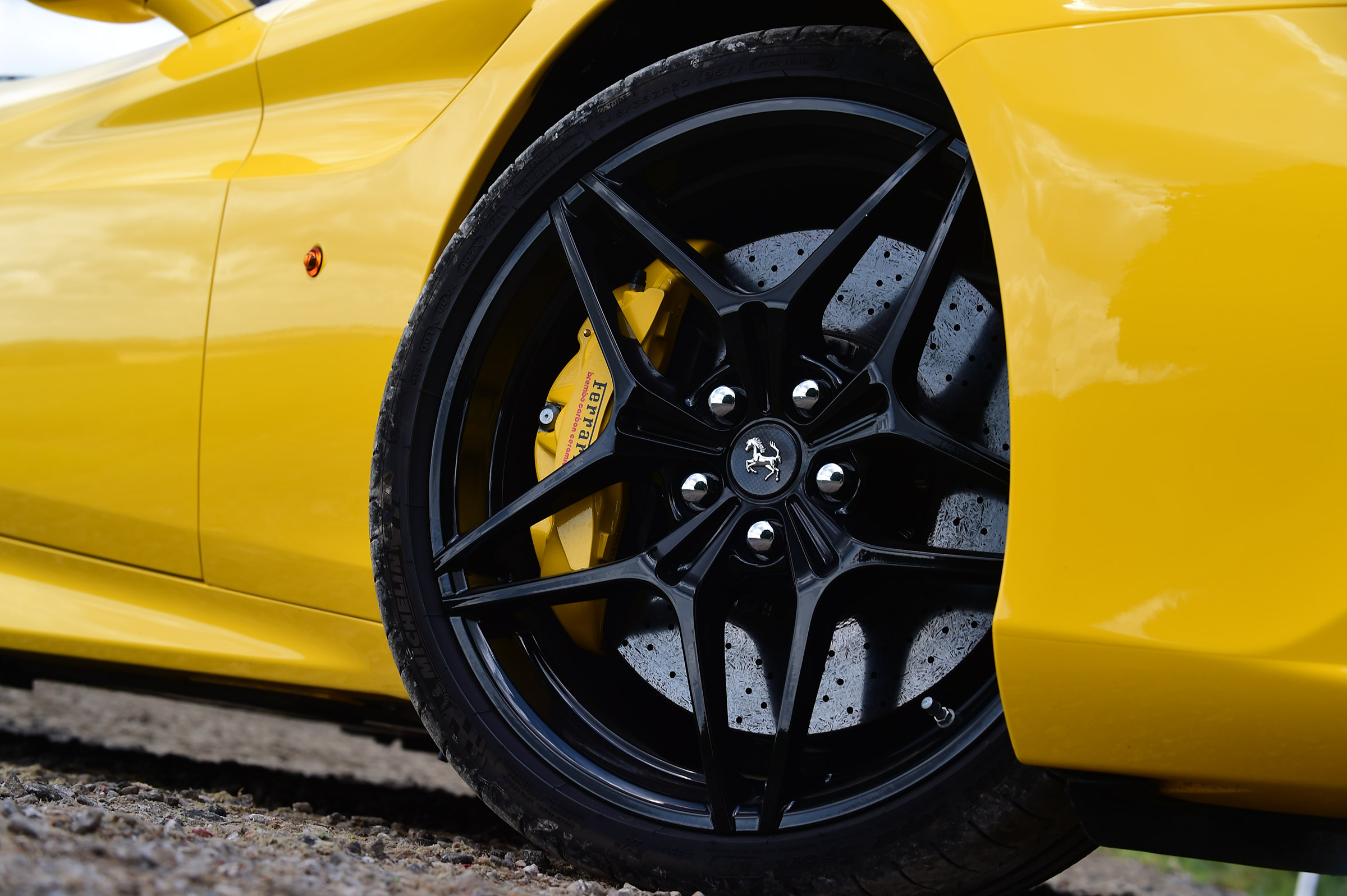 Ferrari California T Handling Speciale - wheel detail