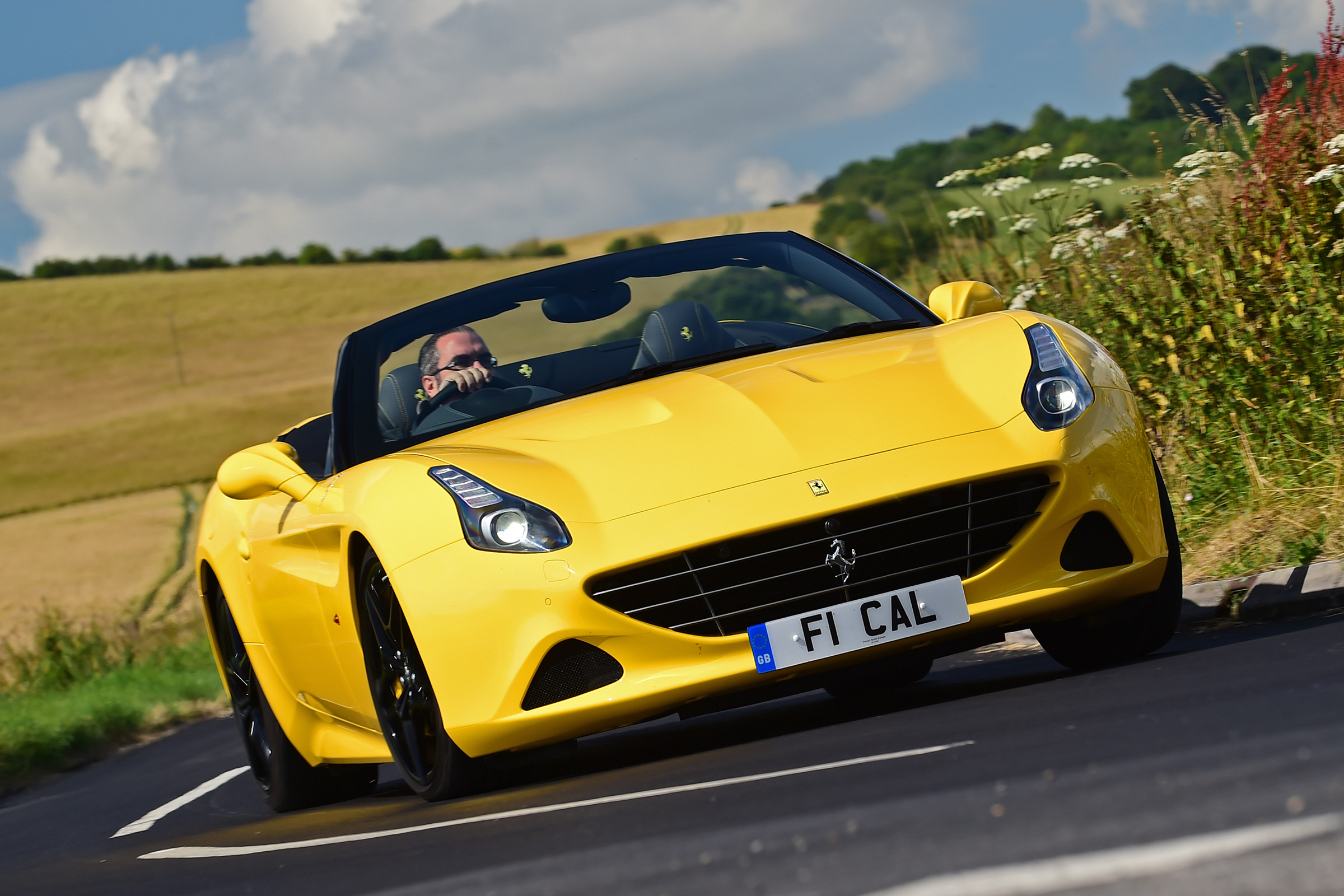 Ferrari California T Handling Speciale - front cornering