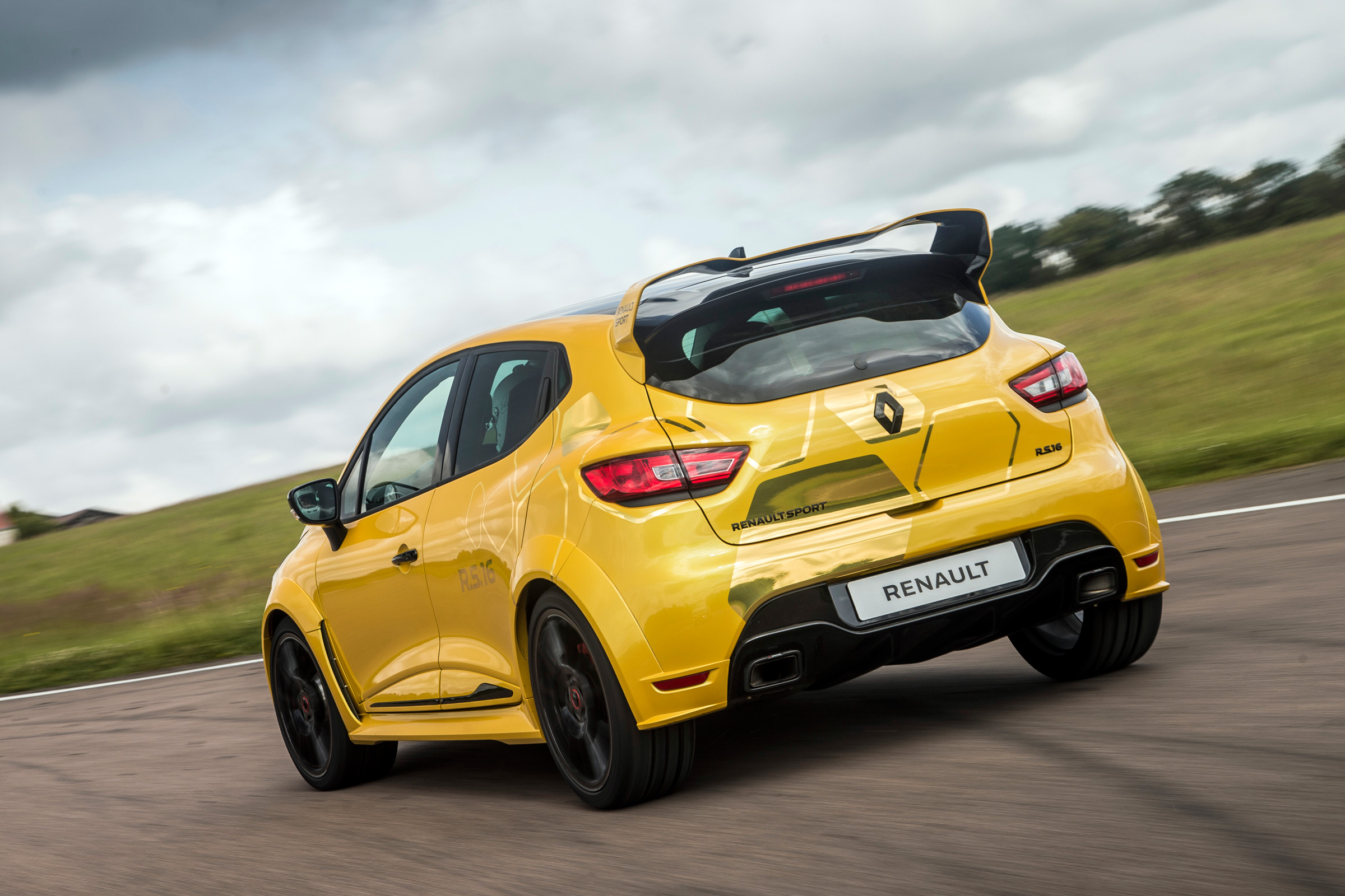 Renault Clio RenaultSport R.S.16 2016 - rear cornering