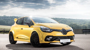 Renault Clio RenaultSport R.S.16 2016 - front quarter