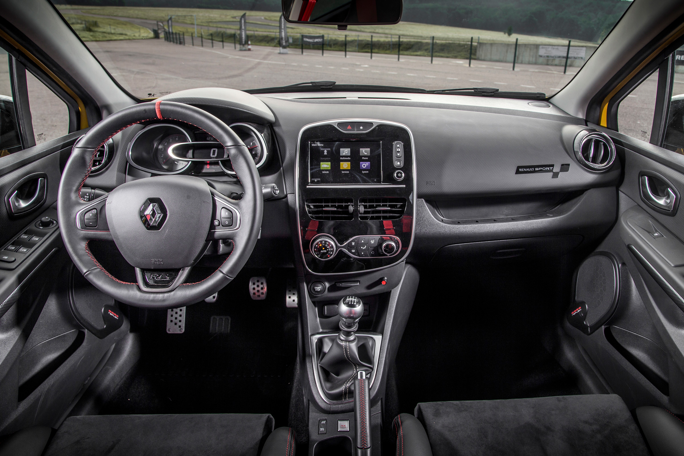 Renault Clio RenaultSport R.S.16 2016 - interior