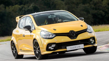 Renault Clio RenaultSport R.S.16 2016 - front cornering 3