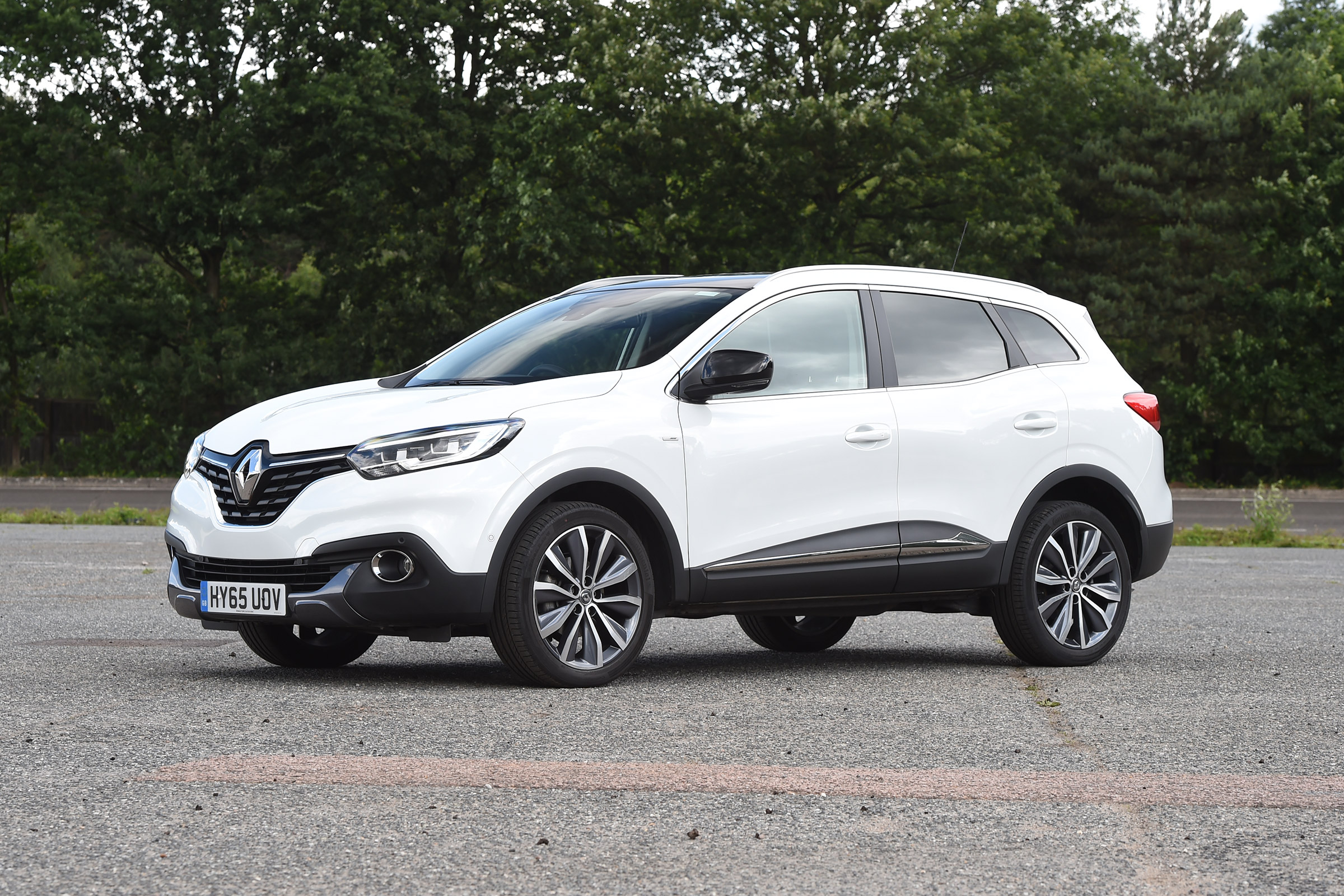 Renault Kadjar - front static