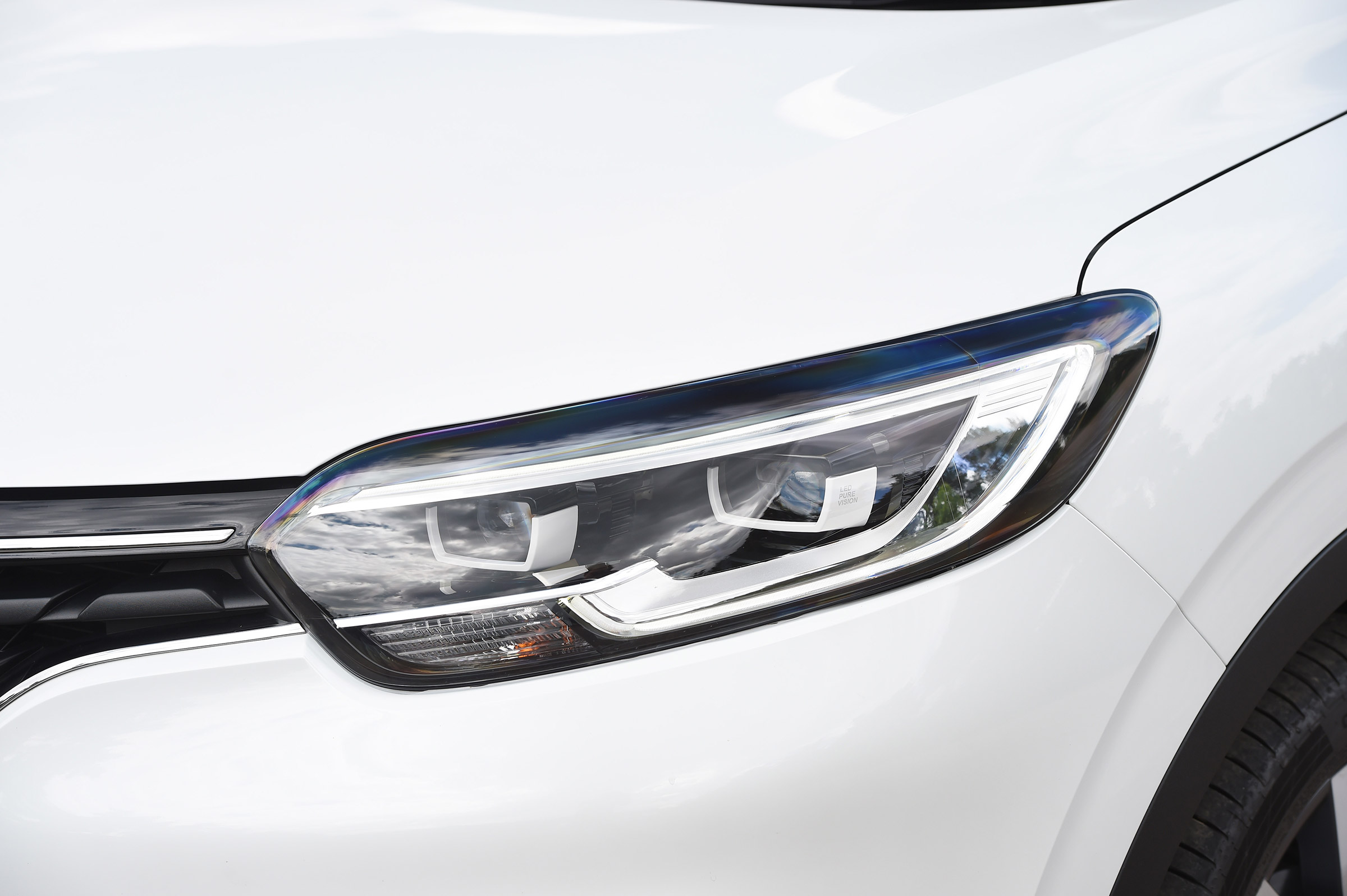 Renault Kadjar - front light detail