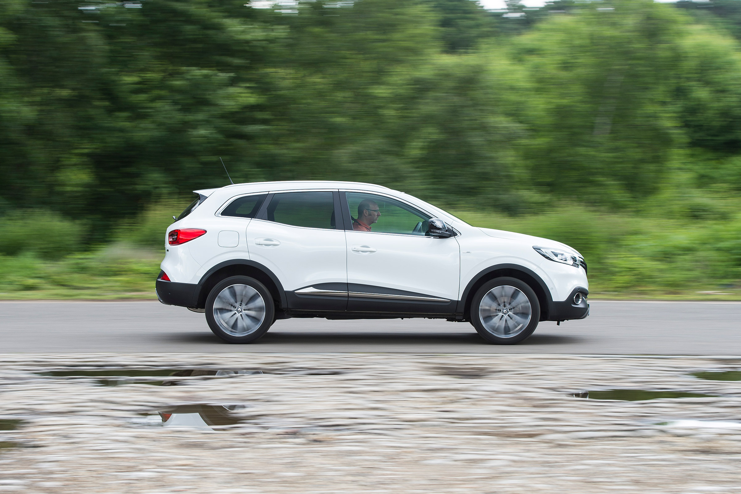 Renault Kadjar - side