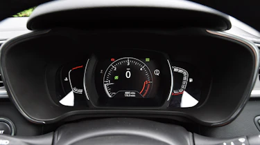 Renault Kadjar - dials
