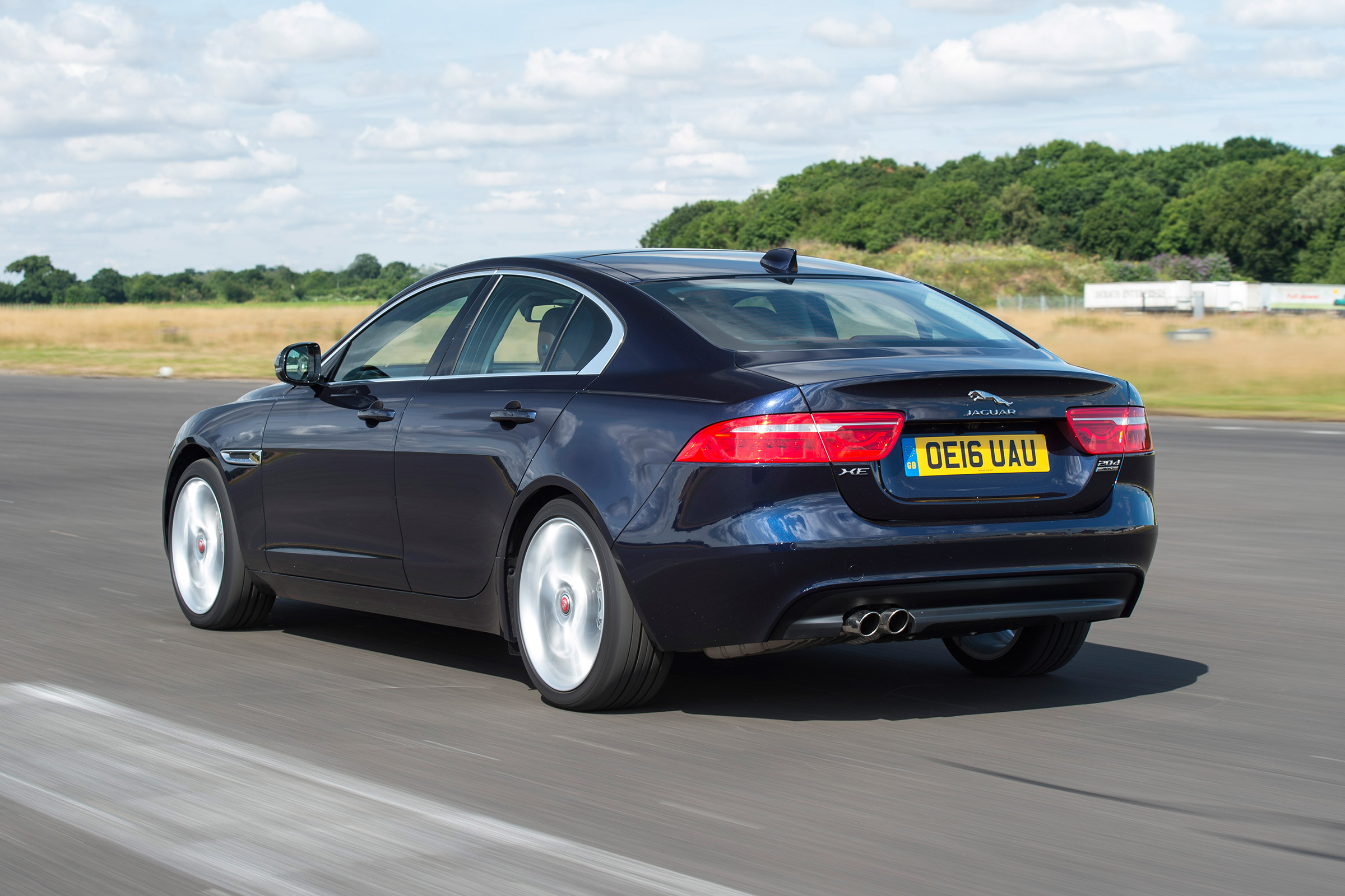 Jaguar XE AWD - rear