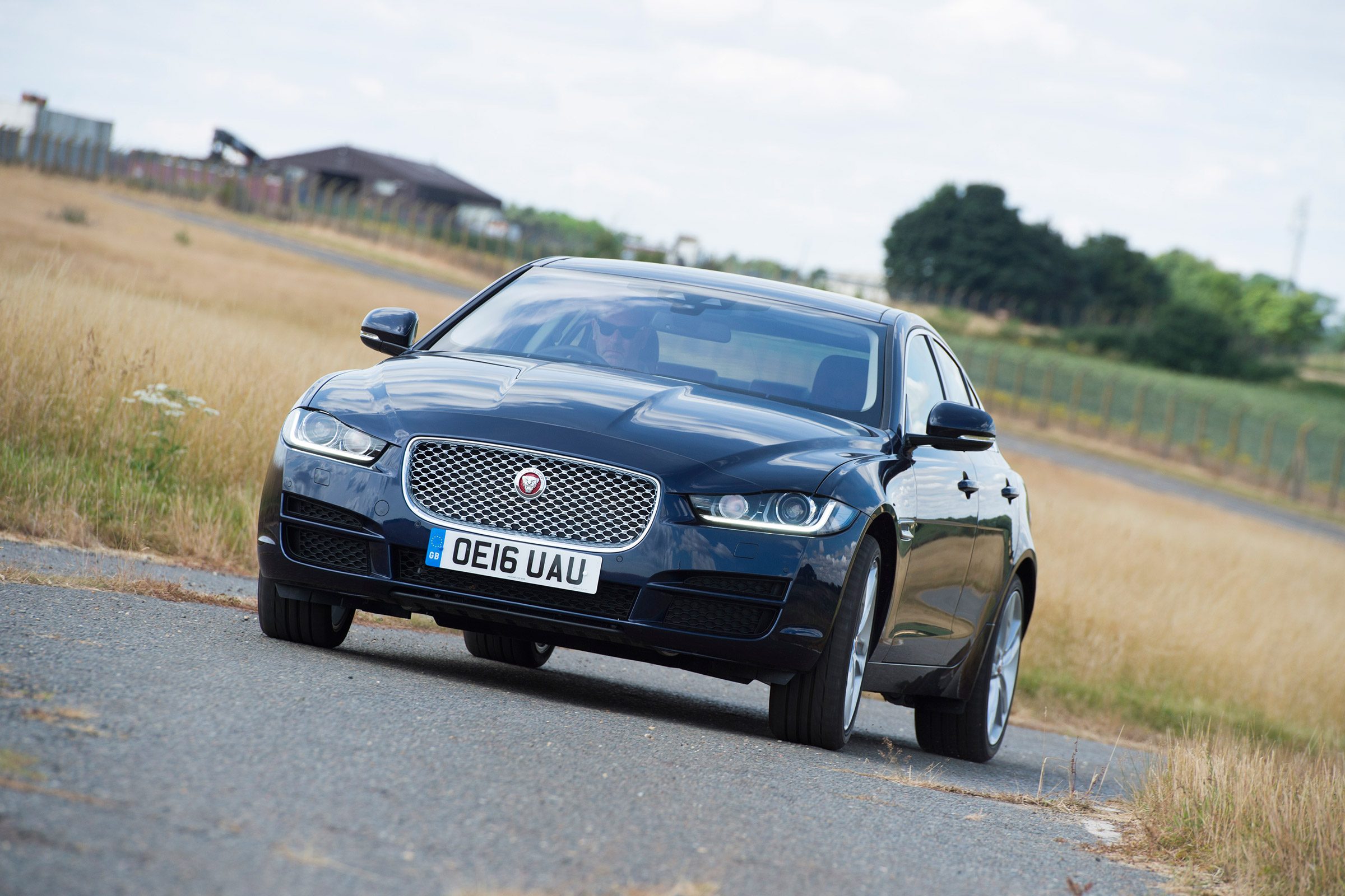 Jaguar XE AWD - front cornering