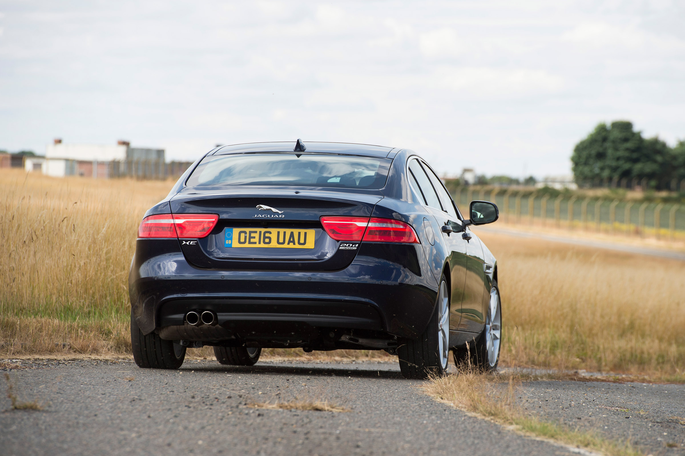 Jaguar XE AWD - rear cornering