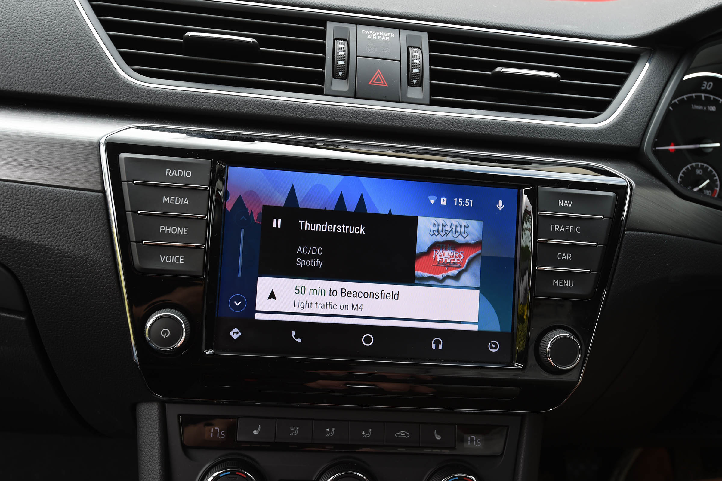 Skoda Superb long-term test - infotainment