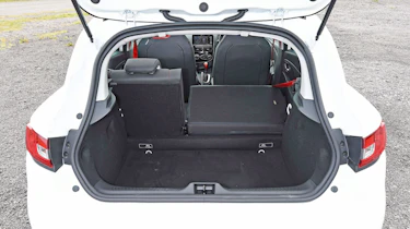 Renaultsport Clio 220 Trophy - boot