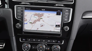 Volkswagen Golf GTI Clubsport - sat-nav