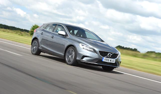Audi A3 vs Volvo V40 vs Volkswagen Golf - Volvo V40