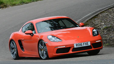 Porsche 718 Cayman 2016 - front cornering