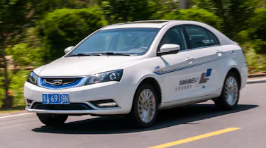 Emgrand EV 2016 - front tracking