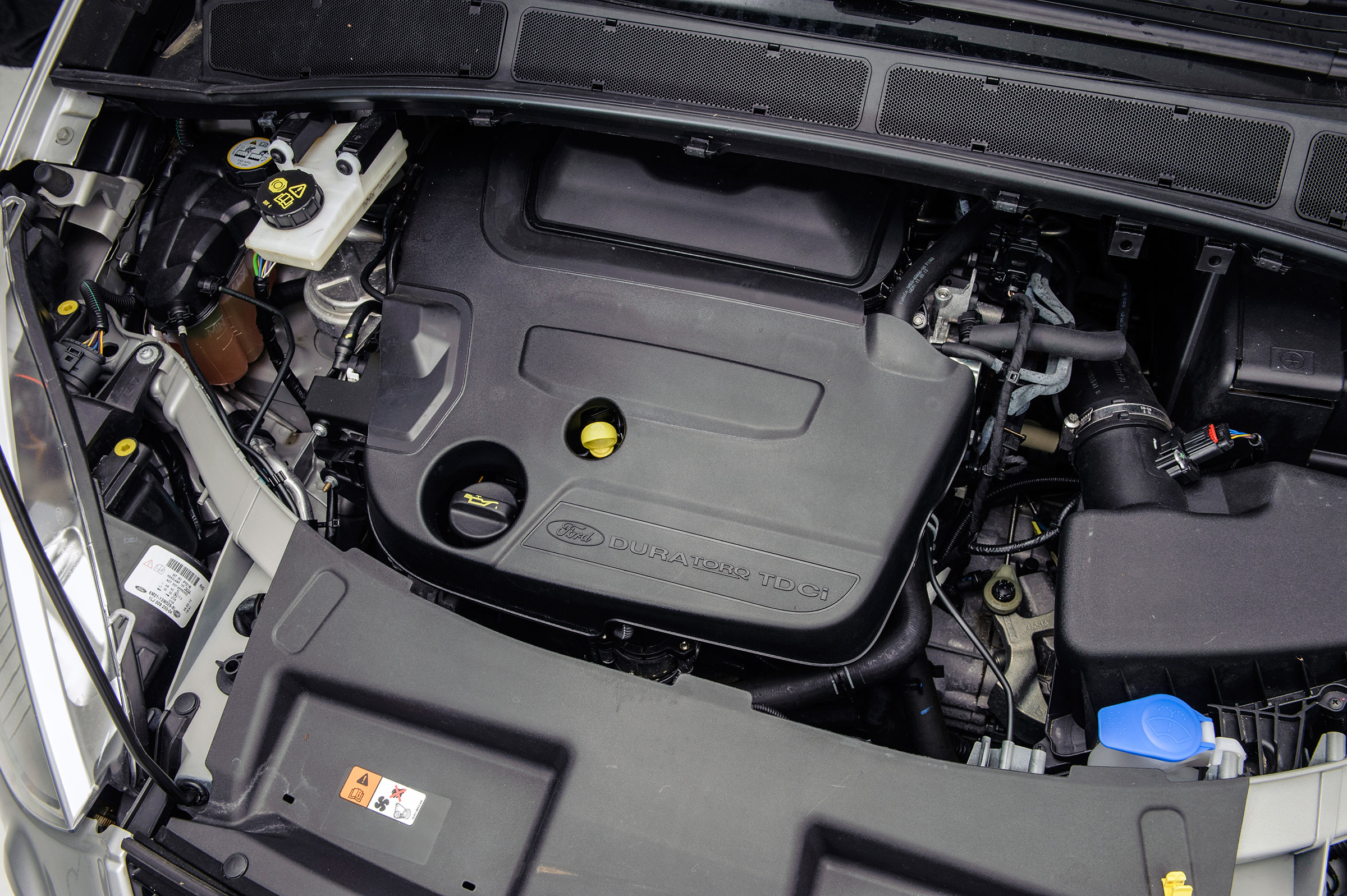 Used Ford S-MAX - engine