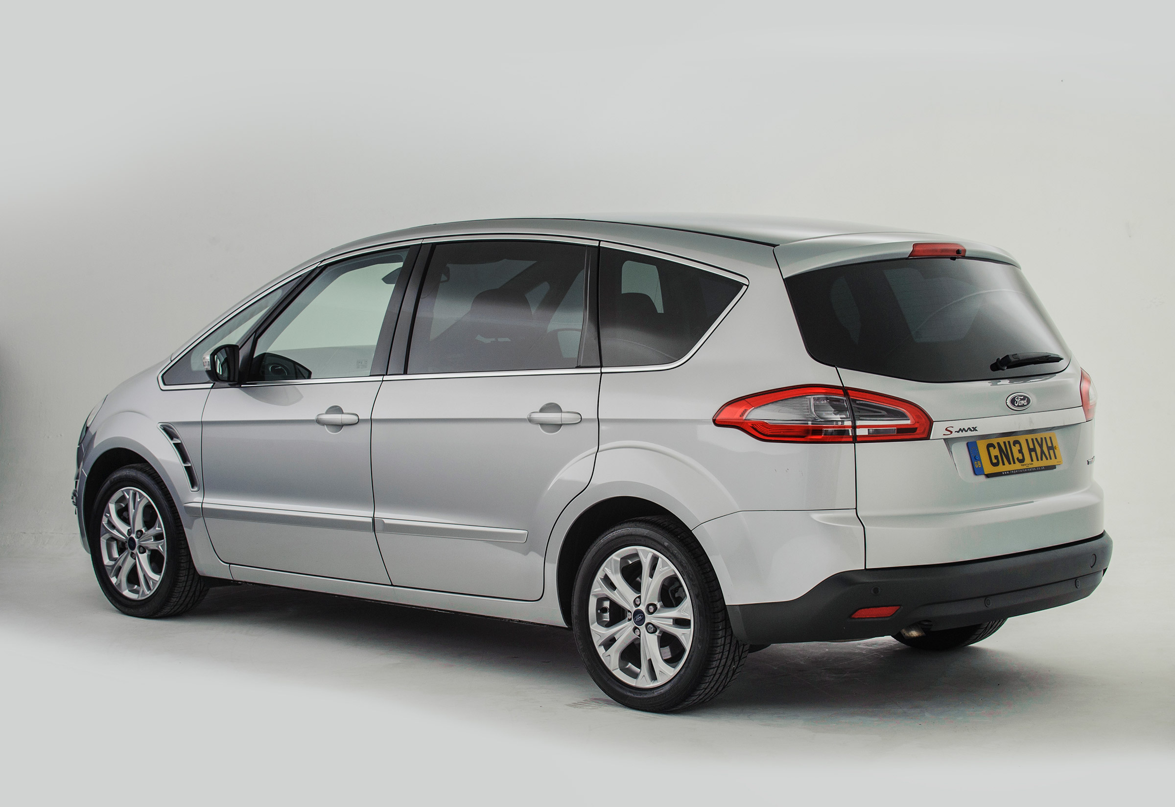 Used Ford S-MAX - rear