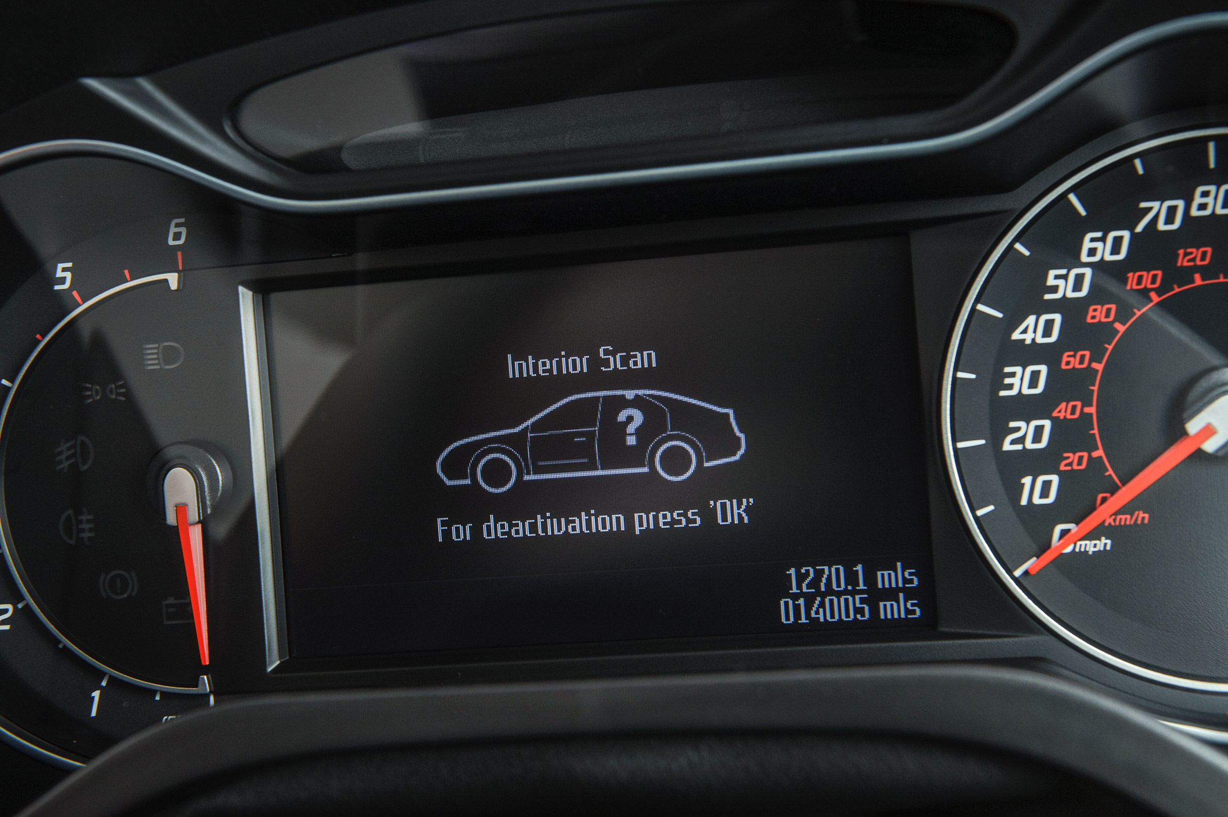 Used Ford S-MAX - interior scan