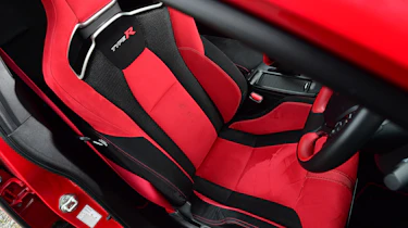 Honda Civic Type R - front seat