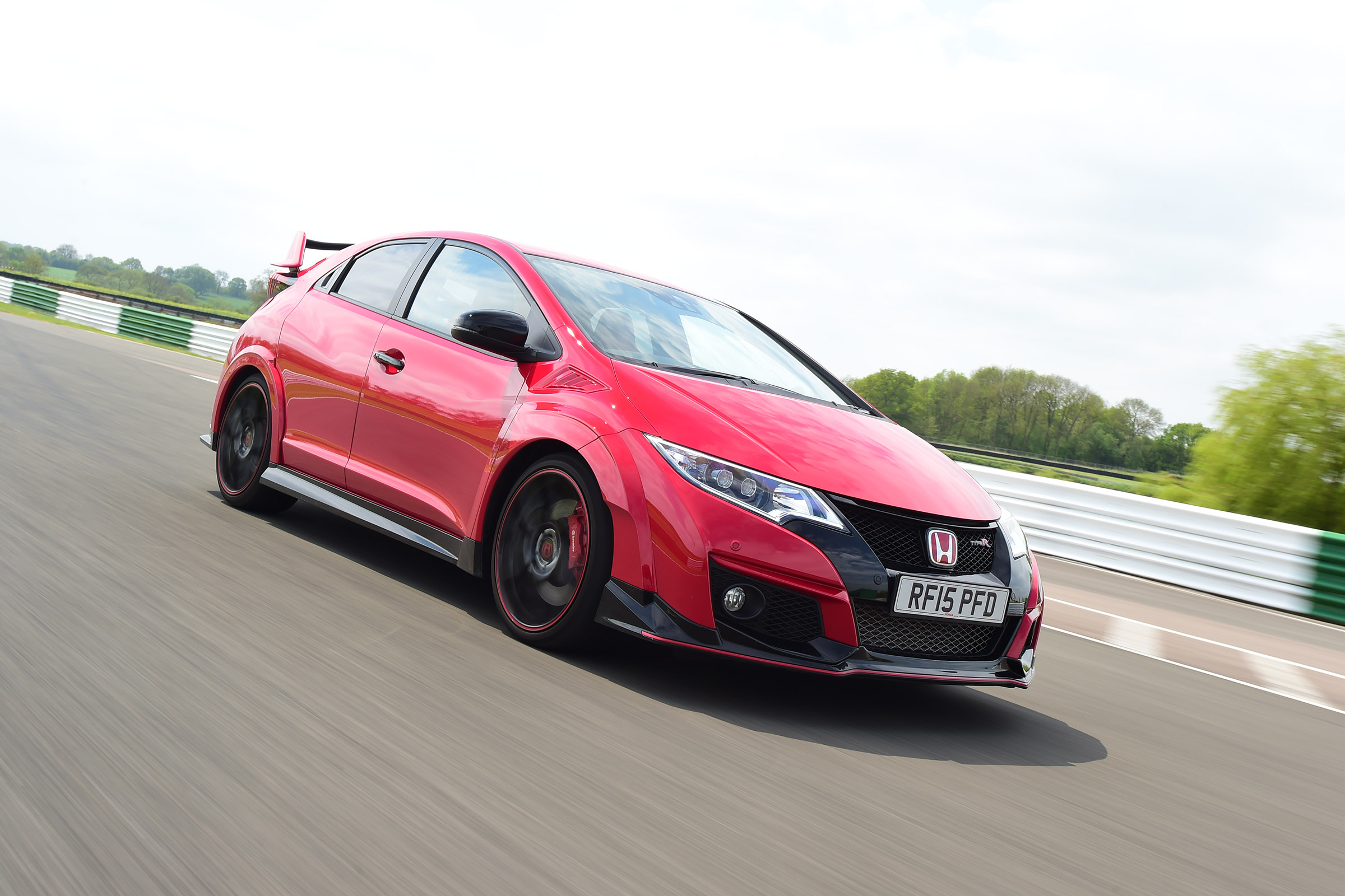 Honda Civic Type R - front action