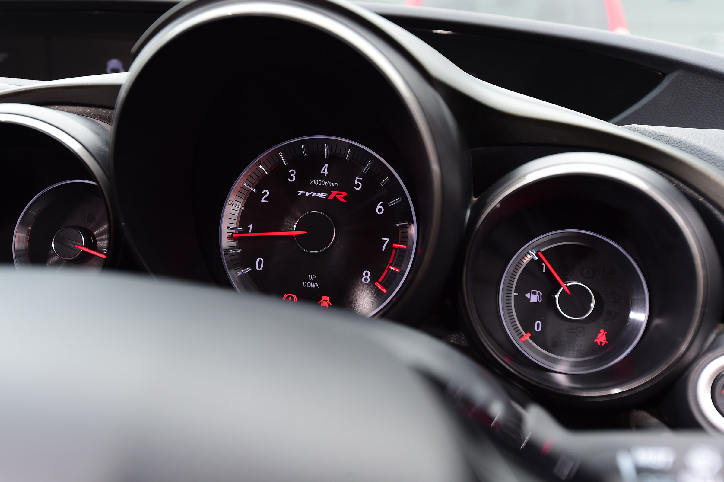 Honda Civic Type R - dials