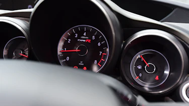 Honda Civic Type R - dials