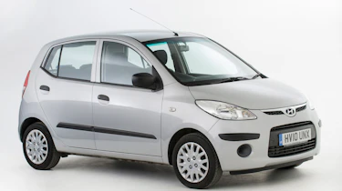 Used Hyundai i10 - front