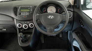 Used Hyundai i10 - dash