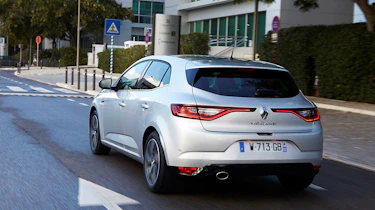 Renault Megane 2016 silver - rear tracking