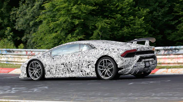 Lamborghini Huracan Superleggera spy shot - rear action