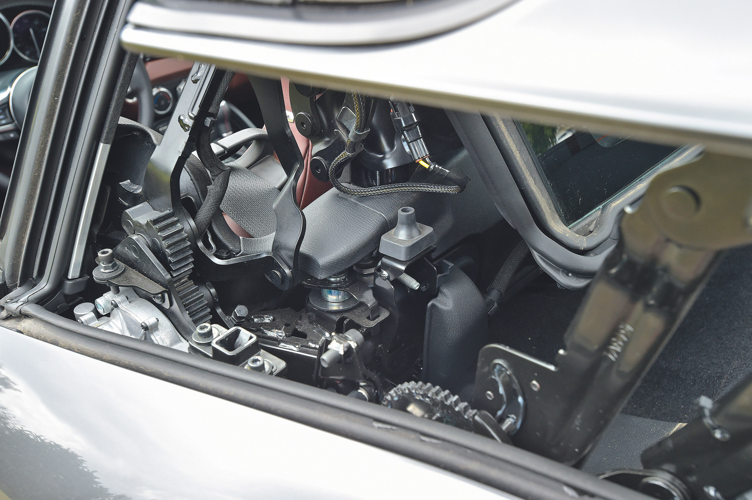Mazda MX-5 RF - roof mechanism
