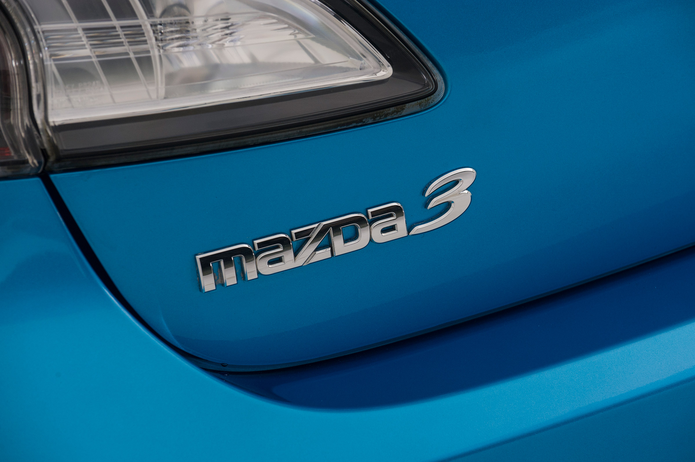 Used Mazda 3 - rear badge