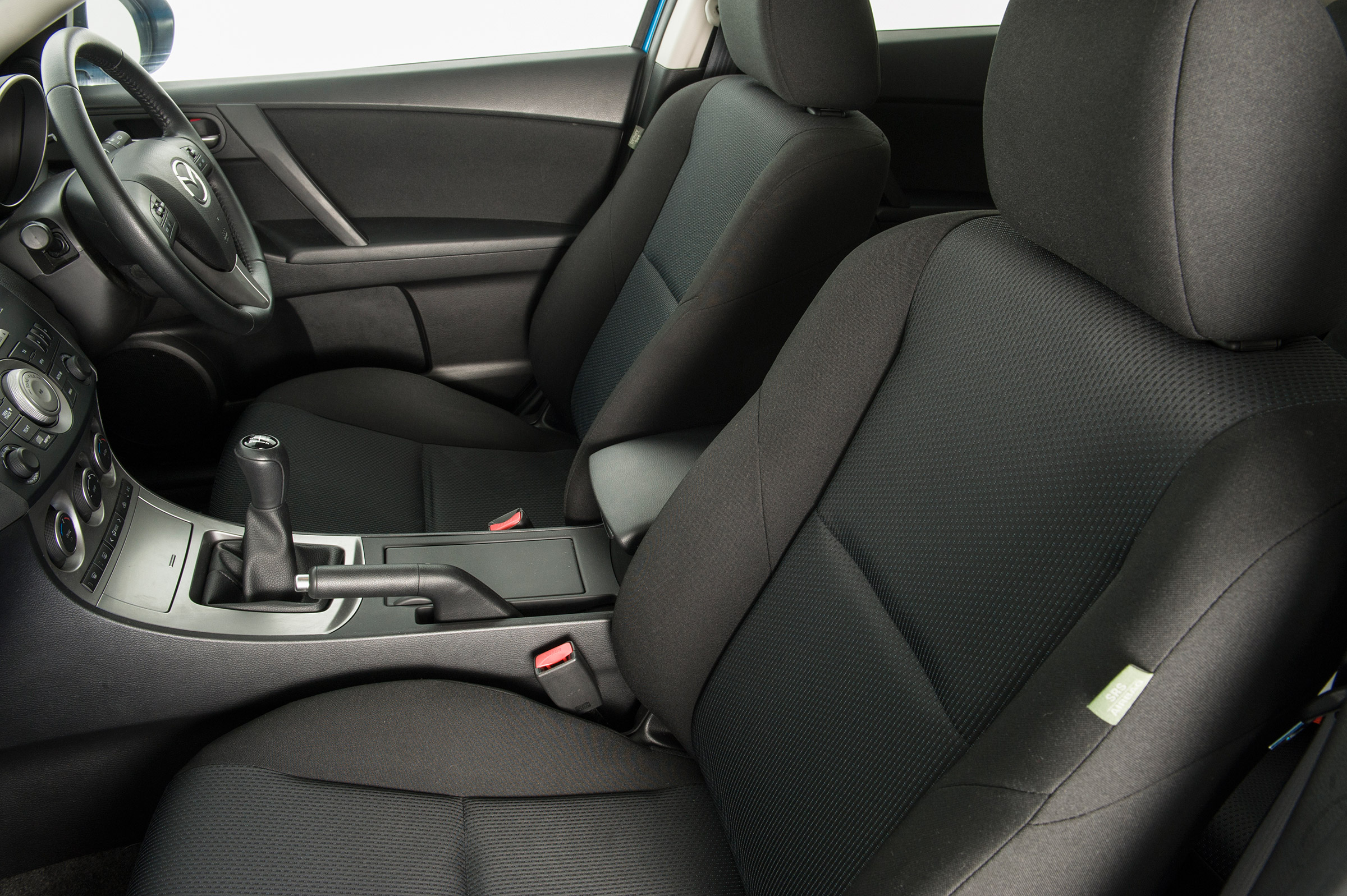 Used Mazda 3 - front seats