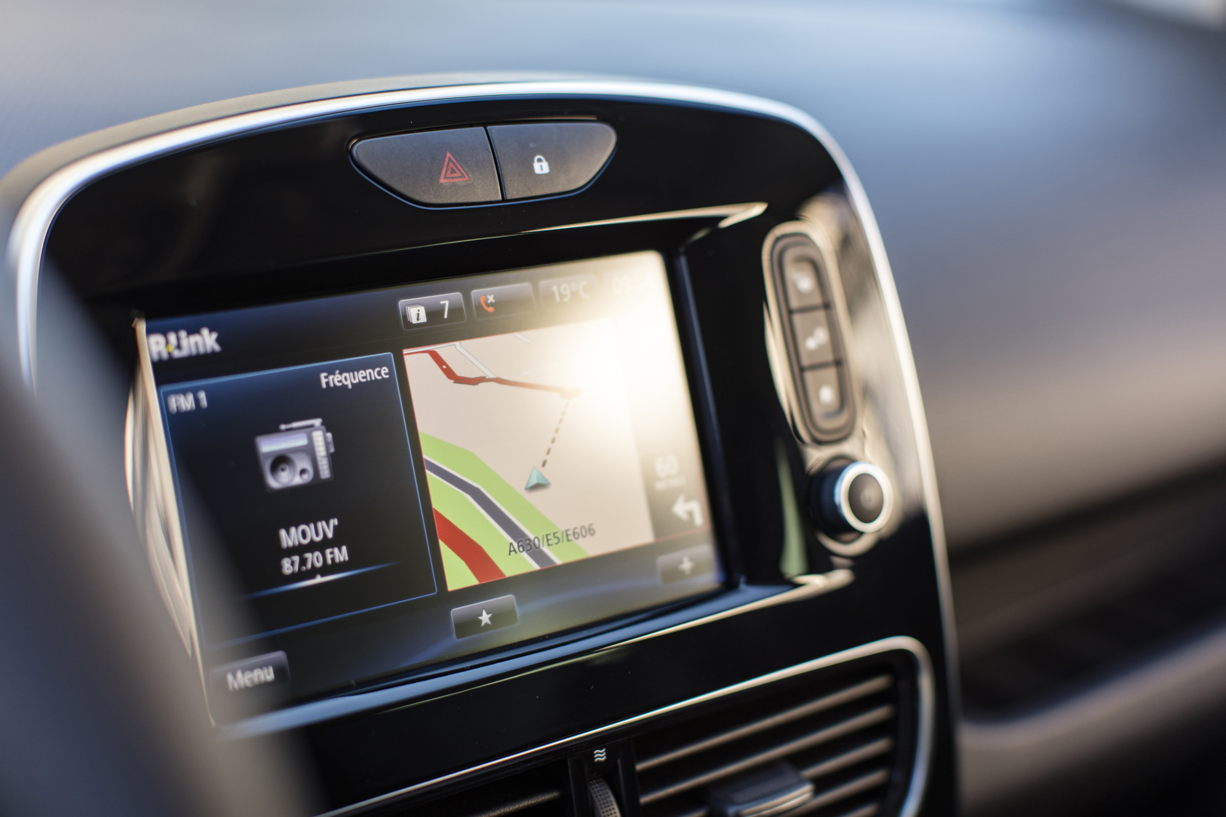 Renault Clio 2016 - infotainment