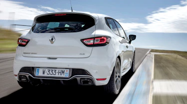 Renaultsport Clio 220 Trophy - rear action