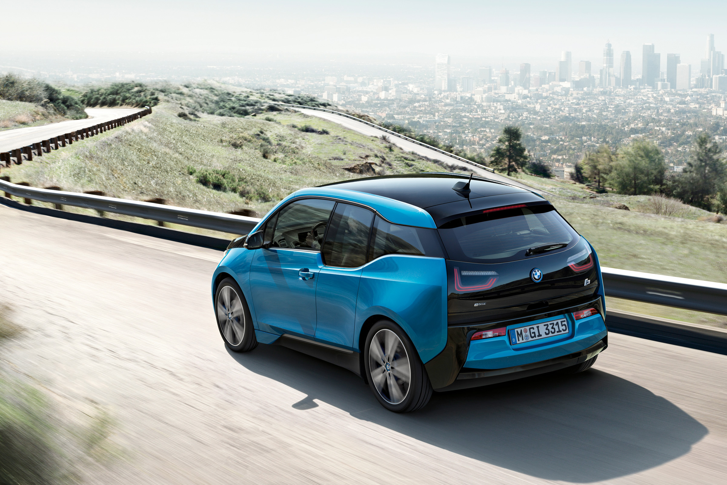 BMW i3 94Ah - rear tracking