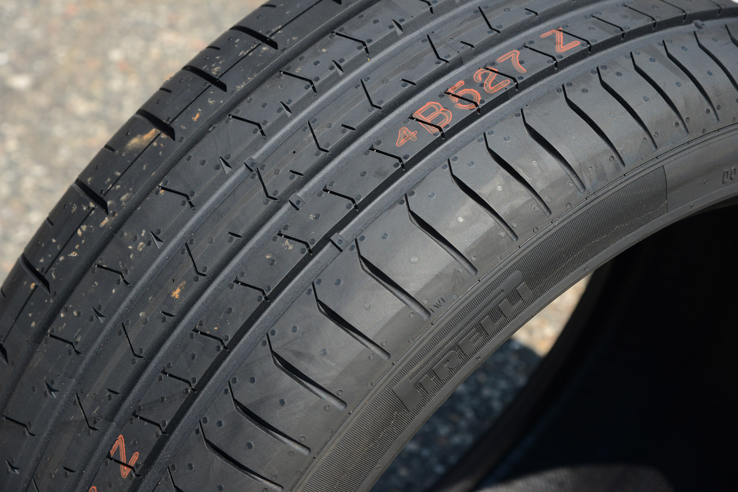 Pirelli P Zero